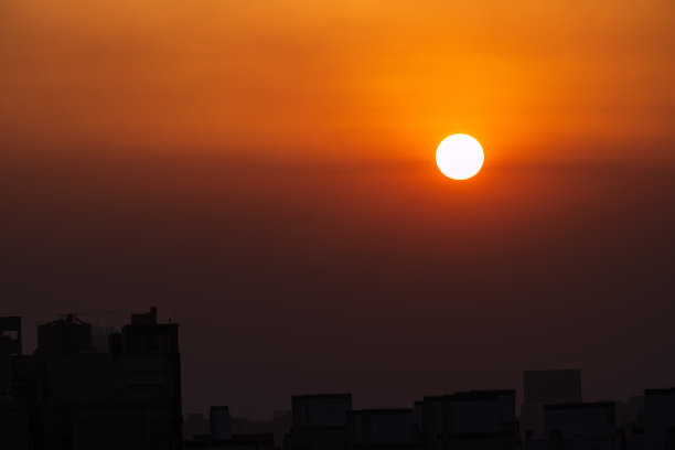 黄昏的现代住宅图片下载