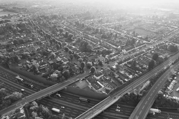 英国小镇和城市的经典黑白鸟瞰图图片下载