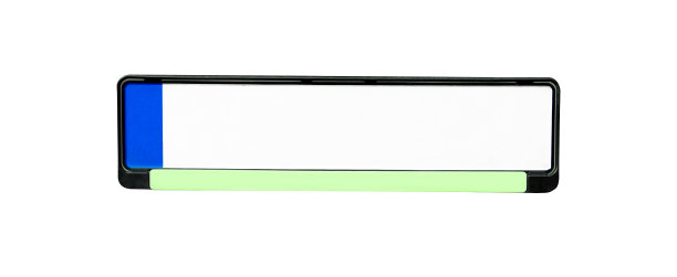 空白的汽车牌照隔离在白色背景。空EU设计模板图片下载