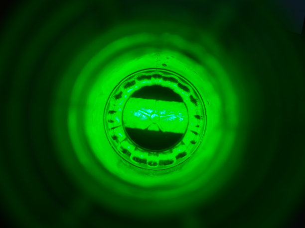 绿色彩色圆曲线抽象纹理散焦模糊条纹几何形状简单图案背景图片下载