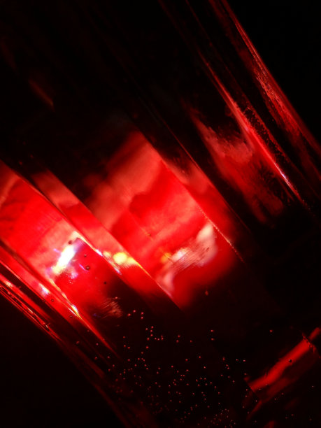 红色抽象纹理散焦模糊条纹几何形状简单图案背景图片下载