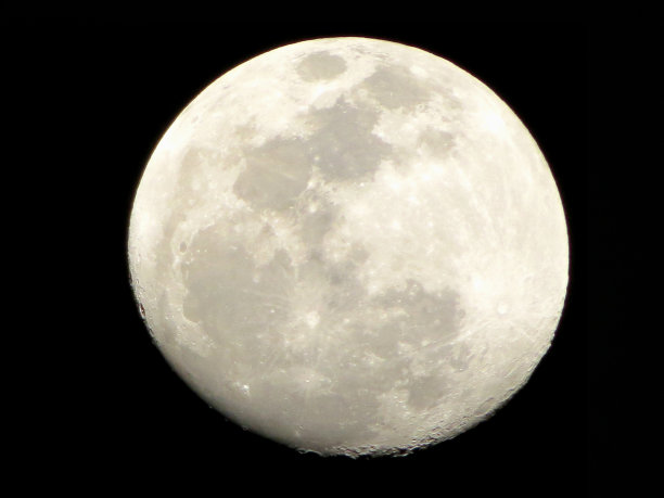 巴西Garanhuns Pernambuco的超级月亮图片下载