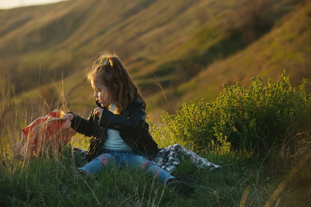 家庭出游图片下载