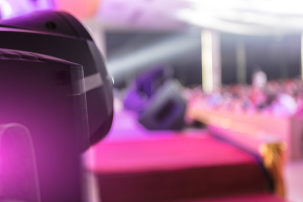 聚光灯在舞台上图片下载