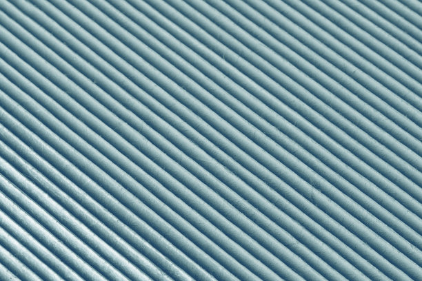 特写过滤器。空气净化器滤芯更换概念图片下载