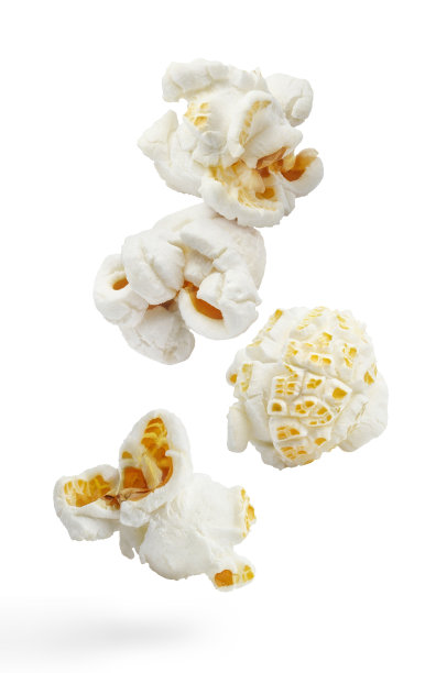 飞着美味的爆米花在白色图片下载