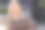 迷人的专注开朗的女孩肖像使用笔记本电脑写电子邮件在复杂的户外天气好图片下载