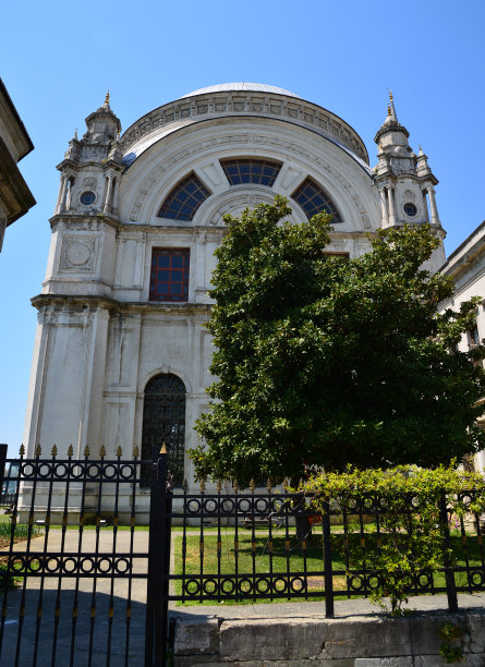 多尔玛巴赫切清真寺 - 伊斯坦布尔图片下载