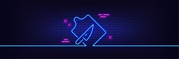 切菜板线图标。餐具的迹象。烹饪刀。霓虹灯发光效果。向量图片下载