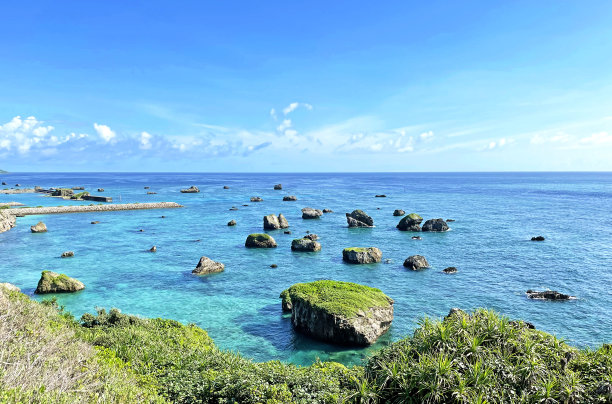 壮丽的海景[日本冲绳宫古岛，东-亨纳崎]图片下载
