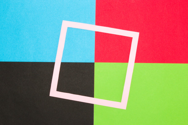 粉色画框以4种色彩为背景，分为4个部分，创意艺术设计，复制空间，产品空间，抽象最小概念图片下载