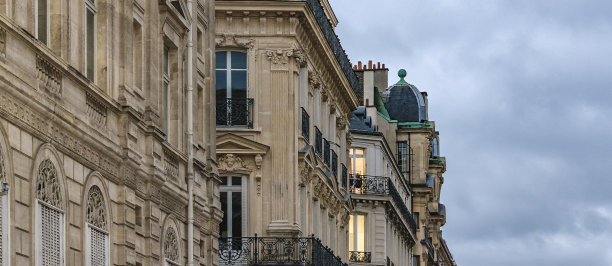 Old Style Apartments，巴黎，法国图片下载