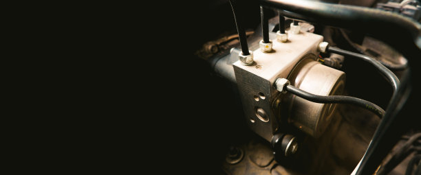 ABS单元模块控制箱一种带有管道的汽车制动系统图片下载