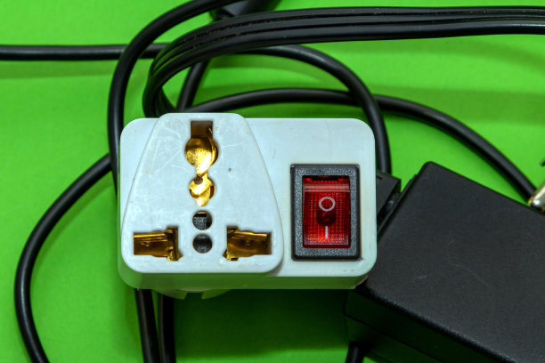 通用电适配器插头图片下载