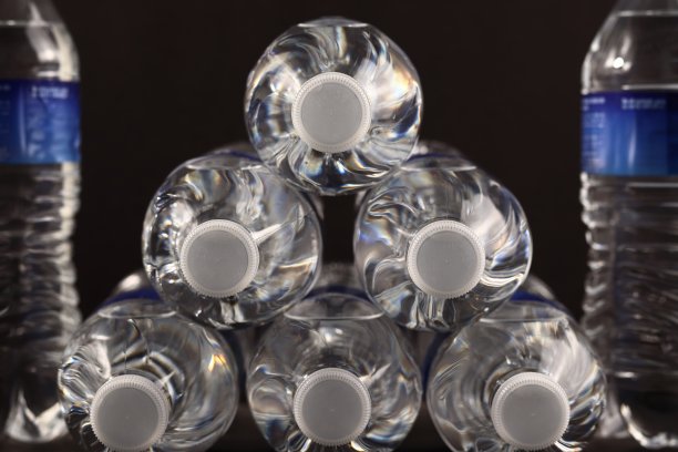 小水瓶图片下载