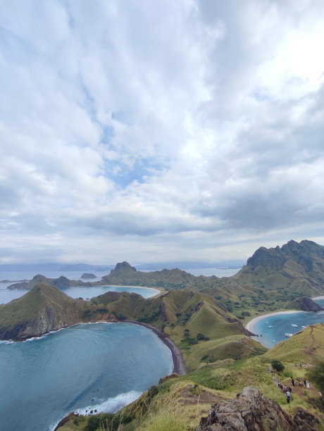 美丽的大海和家园岛图片下载