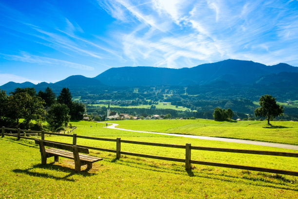 德国上巴伐利亚Chiemgau地区的Samerberg图片下载