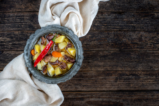 蔬菜炖肉。•烤肉ı。图片下载