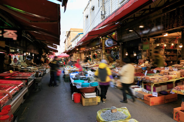 韩国街头的亚洲市场图片下载