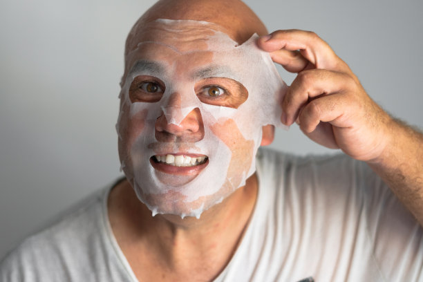 男人男性的关怀和美丽图片下载