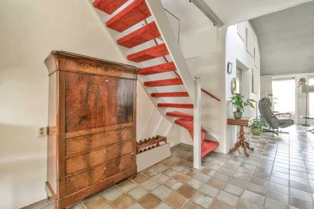 走廊靠近客厅和楼梯图片下载