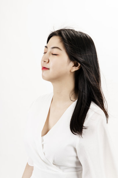 20多岁女人的生活方式图片下载