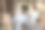 在集体艺术课上在画布上绘画的印度画家妇女图片下载