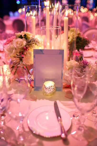 用于婚礼或其他宴请活动的餐桌图片下载