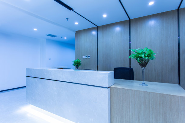 现代办公室的前台图片下载