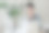 开朗的年轻职业女性搜索笔记本电脑更新通知，摘下眼镜，穿着正装办公室内。自由职业者远程搜索博客网站的想法图片下载