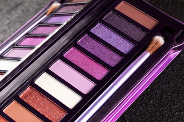 眼影调色板特写图片下载