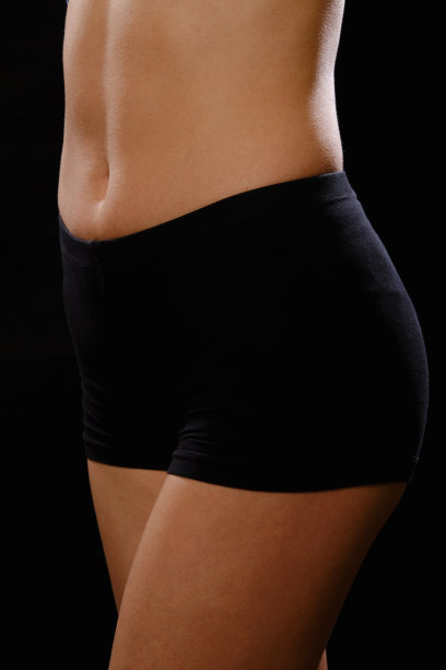 苗条女性的躯干图片下载