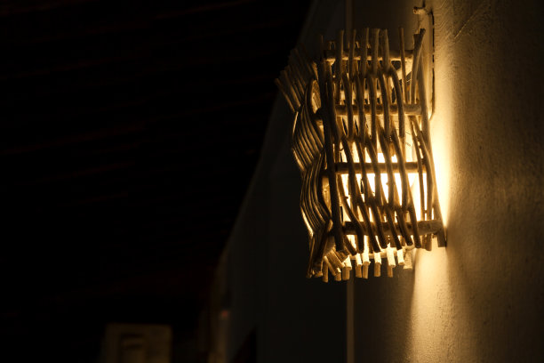 乡村客栈户外区域灯。图片下载