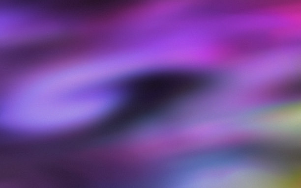 一个看起来像多云天空的图像。日落、黎明或北极光。图片下载