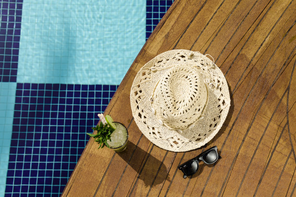 凯宾斯基酒店的鸡尾酒餐厅照片高清图片下载