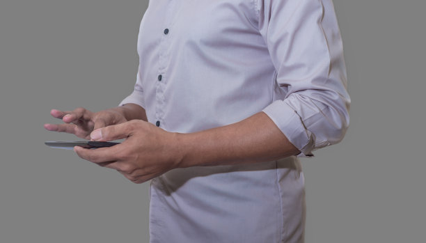 科技时代的人们，现代时代对科技的使用图片下载