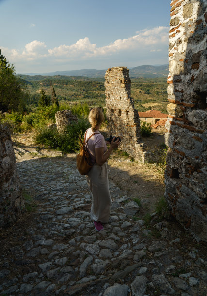 探索密斯特拉的女摄影师。图片下载