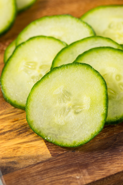 生绿色有机黄瓜图片下载