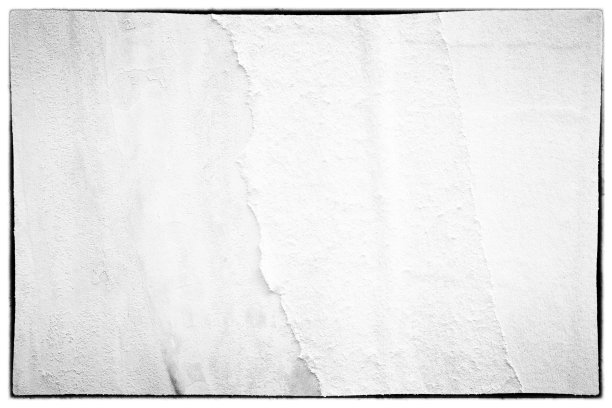 空白白色黑色旧撕裂撕裂的纸皱巴巴的折痕海报垃圾纹理背景背景海报图片下载