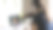 年轻的女学生戴着无线耳机进行视频通话图片下载