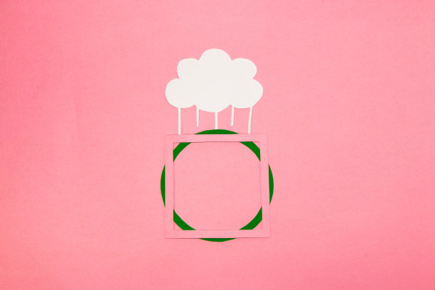 绿色圆圈配粉色边框作为拷贝空间，连接云端，在框后加载信息，空白美术设计，图片下载