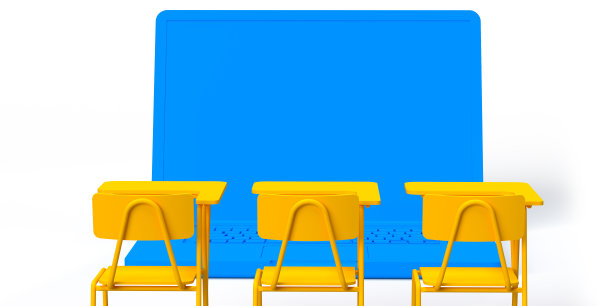 在学校课桌前的蓝色笔记本电脑图片下载