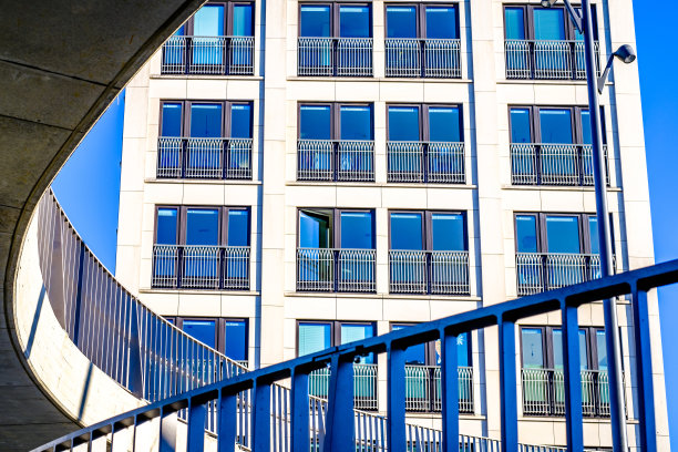 现代混凝土平台立面图片下载