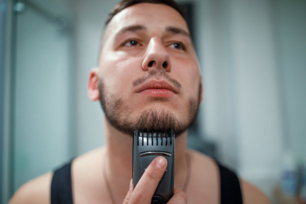 我的胡子长得真快图片下载