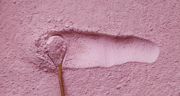 面膜黏土粉spa质地，适合面部和身体。有选择性的重点。图片下载