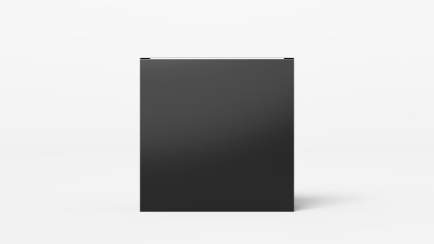 方盒子模型。白色背景的黑色礼品盒。前视图。图片下载
