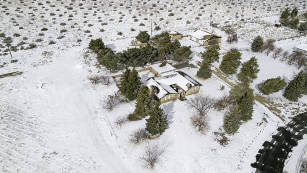 空中雪天内华达之家图片下载