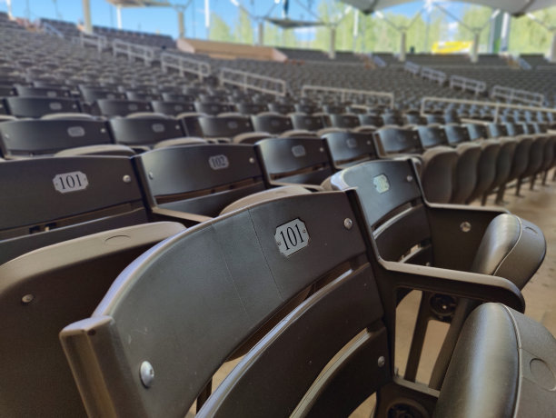 馆的椅子图片下载