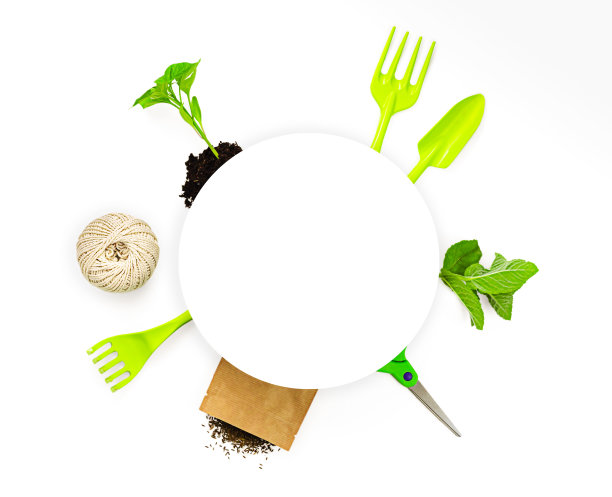 园艺工具在白色的背景，空白的中心为铭文。销售花园项目，孤立的背景图片下载