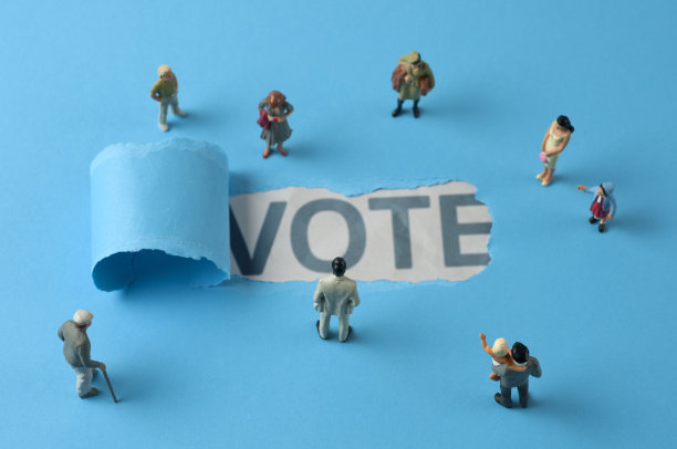 撕裂的纸张：投票图片下载